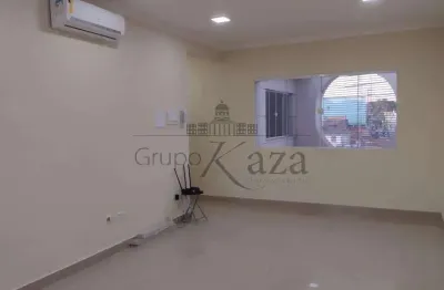 Sala comercial para alugar na Avenida Capitão Joaquim Pinheiro do Prado, Centro, Jacareí