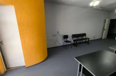 Oportunidade - sala comercial - residencial trade center - centro - jacareí - 33m².