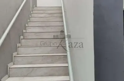 Oportunidade - conjunto de salas comerciais sobreloja - centro - jacareí - 120m².