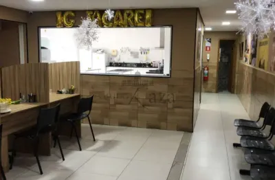 Casa comercial para alugar na Rua Alfredo Schurig, Centro, Jacareí