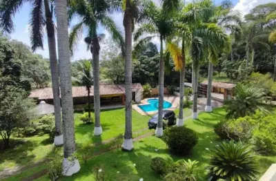 Chácara  - condomínio haras lagoinha- jacareí - 3 dormitórios / 2 suíte - 1.590m²de terreno.