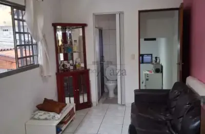 Oportunidade - casa sobrado - jardim santa marina - jacareí - 3 dormitórios - 94m².