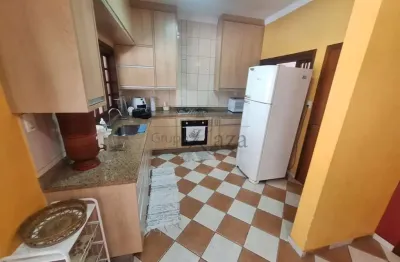 Oportunidade - casa sobrado - vila branca - jacareí - 3 dormitórios - 203m².