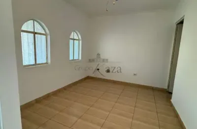 Oportunidade - casa térrea - vila martinez - jacareí - 3 dormitórios - 101m².