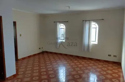 Oportunidade - casa - centro - jacareí - 3 dormitórios - 153m².