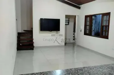 Oportunidade - casa sobrado - centro - guararema - 3 dormitórios - 140m².