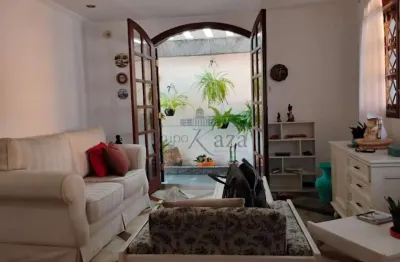 Casa - jardim santa maria  - 3 dormitórios - 200m² - aceita permuta.