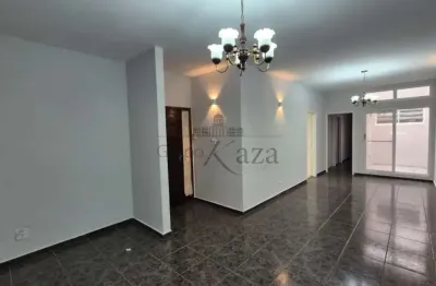Oportunidade - casa - jardim santa maria - jacareí - 3 dormitórios - 187m².