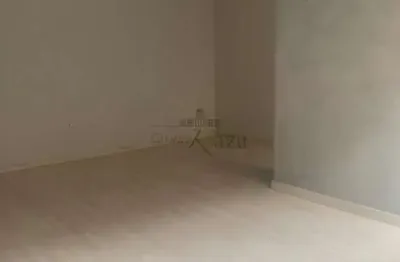 Sala comercial para alugar na Rua Três de Abril, Centro, Jacareí