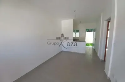 Oportunidade - casa em condomínio - residencial flor de liz - jardim nova esperança - 2 dormitórios - 63m².