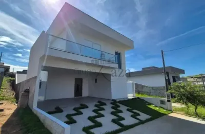 Oportunidade - Casa em Condomínio - Reserva do Vale - Caçapava - 3 Dormitórios - 251m².