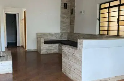 Oportunidade - Casa - Centro - Jacareí - 3 Dormitórios - 160m².