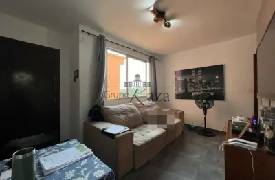 Oportunidade - Apartamento - Bosque dos Eucaliptos - Residencial Bosque II - 2 Dormitórios - 51m².