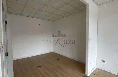 Oportunidade - Loja - Boulevard Getúlio Vargas - Jardim Califórnia - 40m².