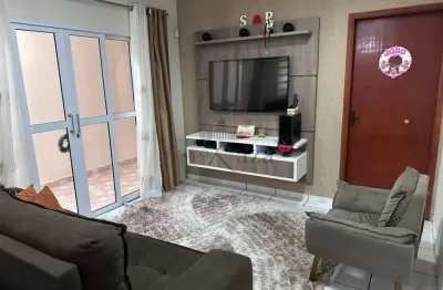 Oportunidade - Casa - Jardim Santo Antônio do Boa Vista - Jacareí - 2 Dormitórios - 225m².