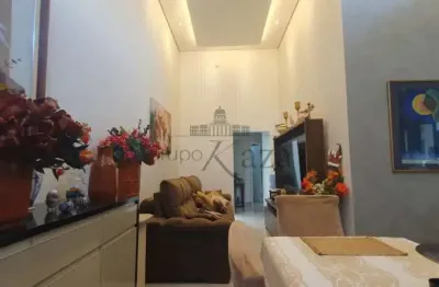 Oportunidade - Casa - Residencial Santa Paula - 3 Dormitórios - 125m².