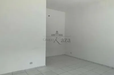 Casa comercial para alugar na Avenida São João, 542667, São João, Jacareí