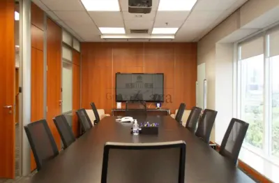 Prédio para alugar na Rua Hungria, 552184, Jardim Europa, São Paulo