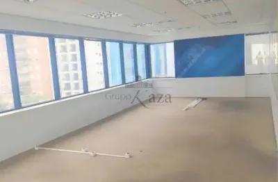 Prédio para alugar na Rua Doutor Renato Paes de Barros, 572788, Itaim Bibi, São Paulo