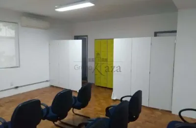 Prédio para alugar na Rua Jesuíno Arruda, 572987, Itaim Bibi, São Paulo