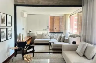 Cobertura com 2 quartos para alugar na Rua Salvador Cardoso, 52208, Itaim Bibi, São Paulo