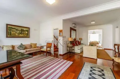 Casa com 3 quartos para alugar na Rua Bucareste, 56208, Jardim Europa, São Paulo