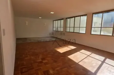 Apartamento com 3 quartos para alugar na Alameda Campinas, 562986, Jardim Paulista, São Paulo