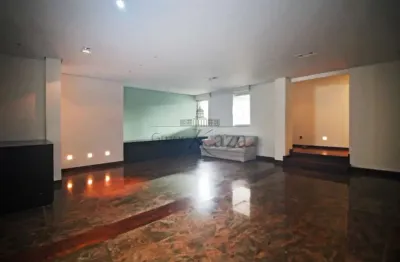 Casa com 4 quartos para alugar na Rua Álvares Florence, 59248, Butantã, São Paulo