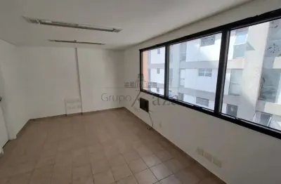 Prédio para alugar na Rua Itapicuru, 532689, Perdizes, São Paulo