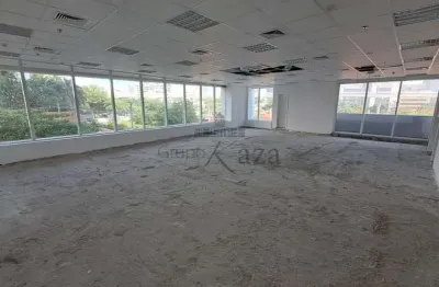 Prédio para alugar na Rua Guaraiúva, 512187/135, Brooklin, São Paulo