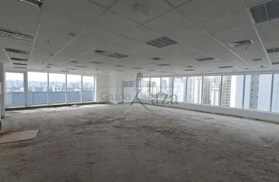 Prédio para alugar na Rua Guaraiúva, 512187/135, Brooklin, São Paulo