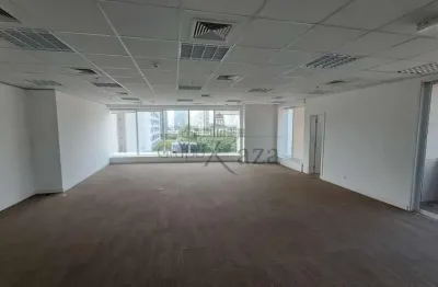 Prédio para alugar na Rua Guaraiúva, 512187/135, Brooklin, São Paulo