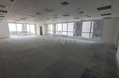 Prédio para alugar na Rua Araguari, 582385, Moema, São Paulo