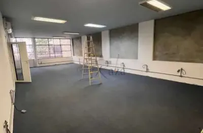 Prédio para alugar na Rua Aureliano Coutinho, 512089, Santa Cecília, São Paulo