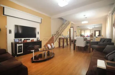 Casa com 2 quartos para alugar na Rua Horácio Lane, 512483, Pinheiros, São Paulo