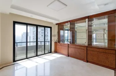 Apartamento com 4 quartos para alugar na Rua Gaivota, 522082, Moema, São Paulo