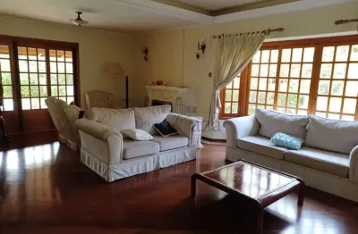 Casa em condomínio - alphaville - 4 dormitórios - 392m² -  4 vagas de garagem - estuda permuta.