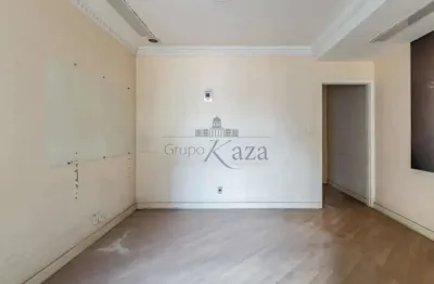 Casa com 3 quartos para alugar na Rua Batataes, 512889, Jardim Paulista, São Paulo