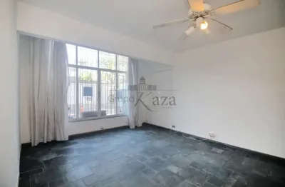 Casa com 3 quartos para alugar na Rua Tajá, 522285, Vila Nova Conceição, São Paulo