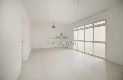 Apartamento com 3 quartos para alugar na Avenida Conselheiro Rodrigues Alves, 572387, Vila Mariana, São Paulo