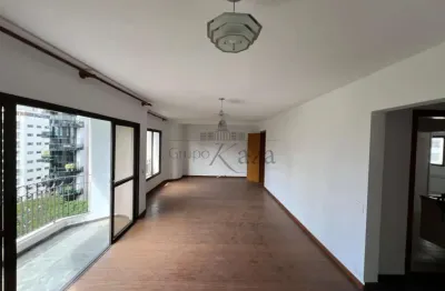 Apartamento com 3 quartos para alugar na Rua Jacques Félix, 542882, Vila Nova Conceição, São Paulo