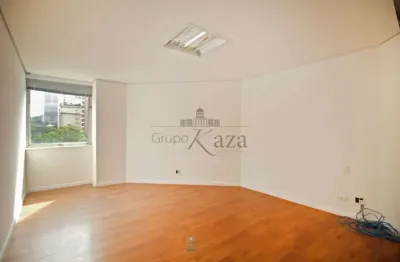 Prédio para alugar na Avenida Engenheiro Luiz Carlos Berrini, 582081, Brooklin, São Paulo