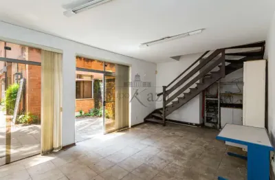 Casa com 4 quartos para alugar na Rua Marechal Bitencourt, 522481, Jardim Paulista, São Paulo