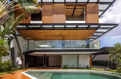 Casa em condomínio fechado com 4 quartos para alugar na Rua Oagy Kalile, 512786, Panamby, São Paulo