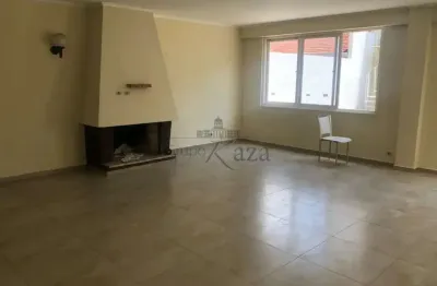 Casa com 4 quartos para alugar na Rua Coronel Cabrita, 512784, Jardim da Glória, São Paulo