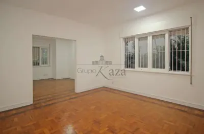 Casa com 3 quartos para alugar na Rua Conselheiro Torres Homem, 562282, Jardim Paulista, São Paulo