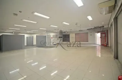 Casa comercial para alugar na Avenida Cotovia, 522085, Indianópolis, São Paulo