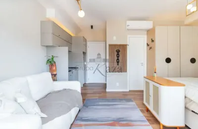 Kitnet / Stúdio à venda na Rua Brás Cardoso, 562585, Vila Nova Conceição, São Paulo