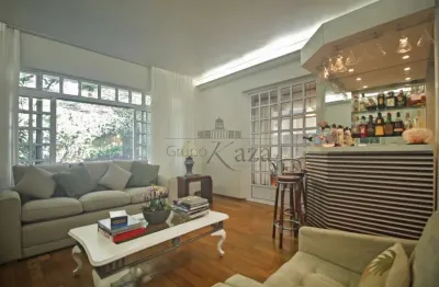 Casa com 5 quartos à venda na Rua Poconé, 532582, Sumaré, São Paulo