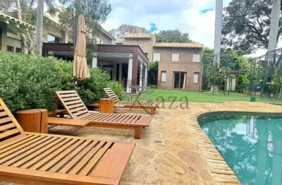 Casa cinematográfica em condomínio - cruz das almas - itu - 6 suítes - 1.100m².